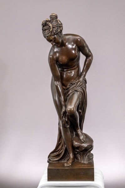 Christopher Gabriel Allegrain, (1710-1795) Wenus wychodząca z kąpieli, XVIII w.