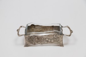 Mała żardiniera secesyjna, XIX w.