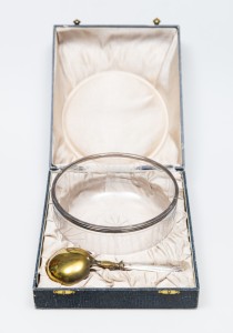 Salatera kryształowa oprawna w srebro, XX w.