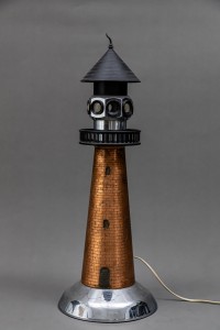 Lampa w kształcie latarni morskiej, XX w.